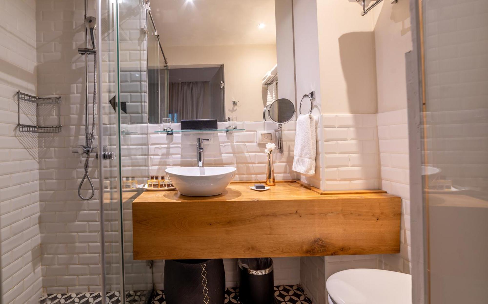 Jacob Shenkin Hotel Tel Aviv Bagian luar foto